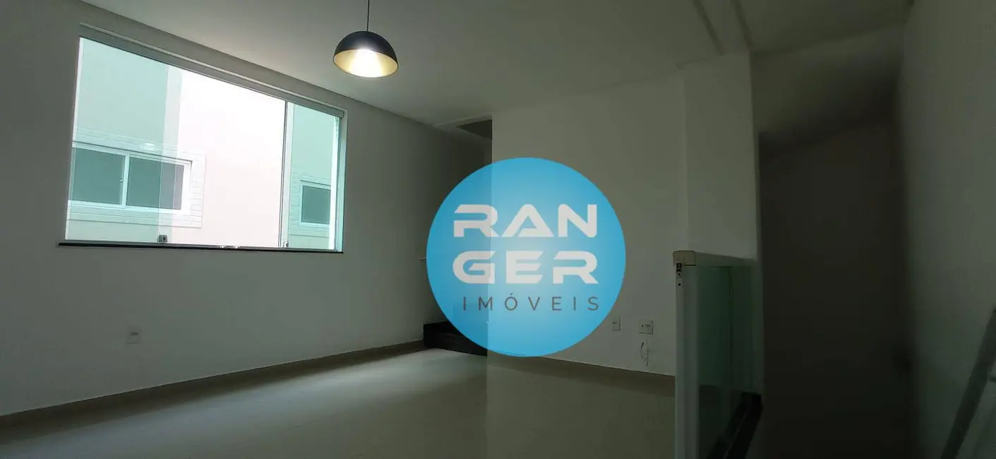 Foto 2 de Casa com 2 quartos à venda, 105m2 em Marapé, Santos - SP