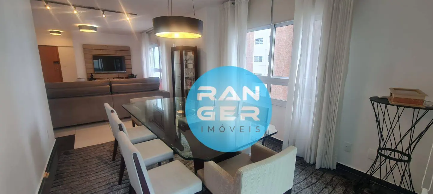 Apartamento com 2 quartos para alugar, 155m2 em Macuco, Santos - SP - imagem 9 Foto 9 de Apartamento com 2 quartos para alugar, 155m2 em Macuco, Santos - SP