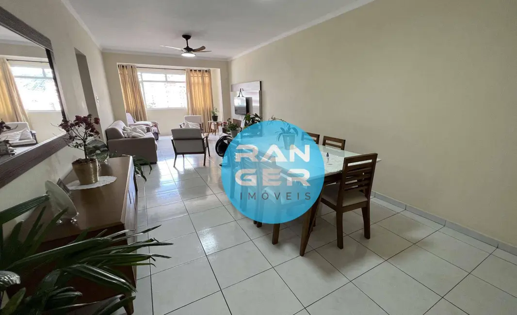 Apartamento com 2 quartos à venda, 130m2 em Gonzaga, Santos - SP - imagem 4 Foto 4 de Apartamento com 2 quartos à venda, 130m2 em Gonzaga, Santos - SP