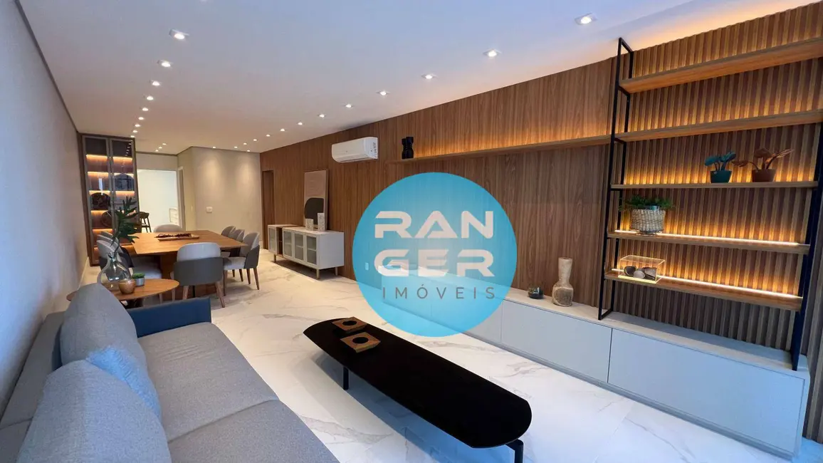 Foto 6 de Apartamento com 3 quartos à venda, 160m2 em Pompéia, Santos - SP