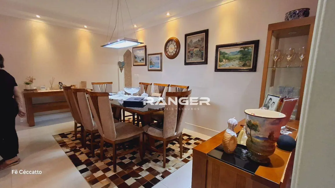 Foto 2 de Apartamento com 3 quartos à venda, 200m2 em Campo Grande, Santos - SP