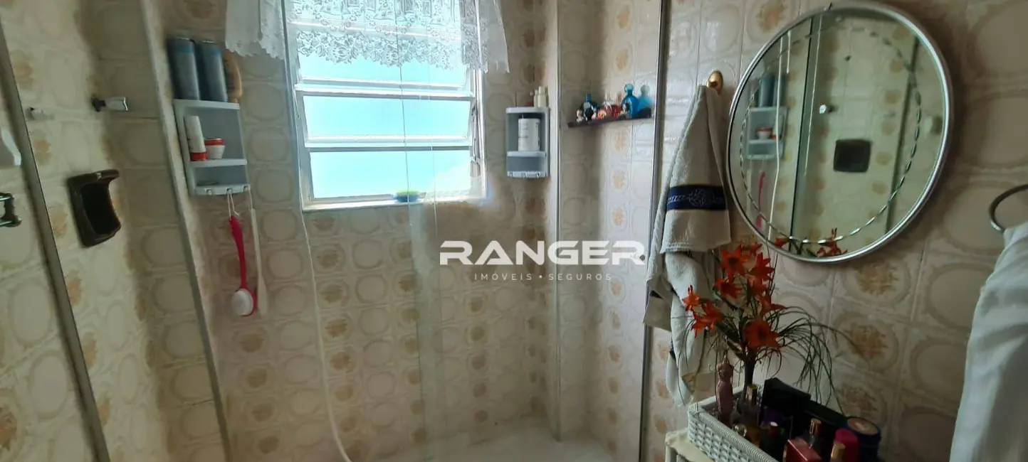 Foto 2 de Apartamento com 2 quartos à venda, 80m2 em Marapé, Santos - SP