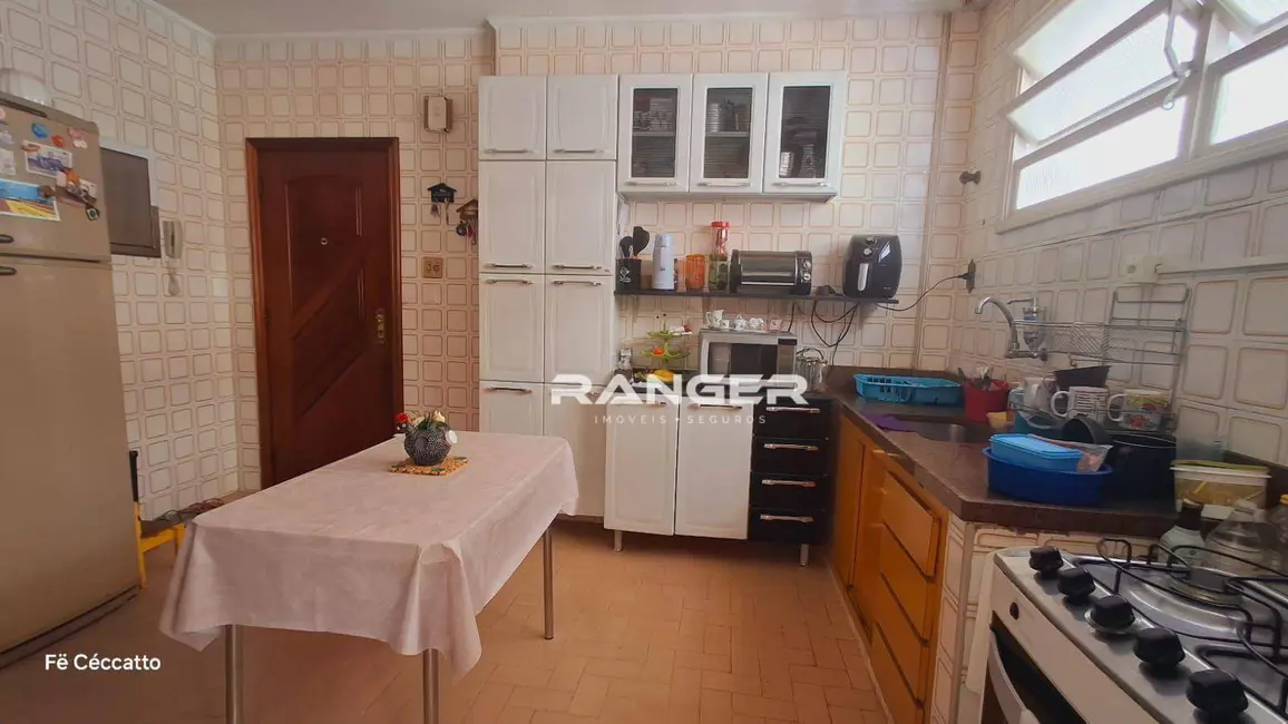 Apartamento com 3 quartos à venda, 154m2 em Campo Grande, Santos - SP - imagem 8 Foto 8 de Apartamento com 3 quartos à venda, 154m2 em Campo Grande, Santos - SP