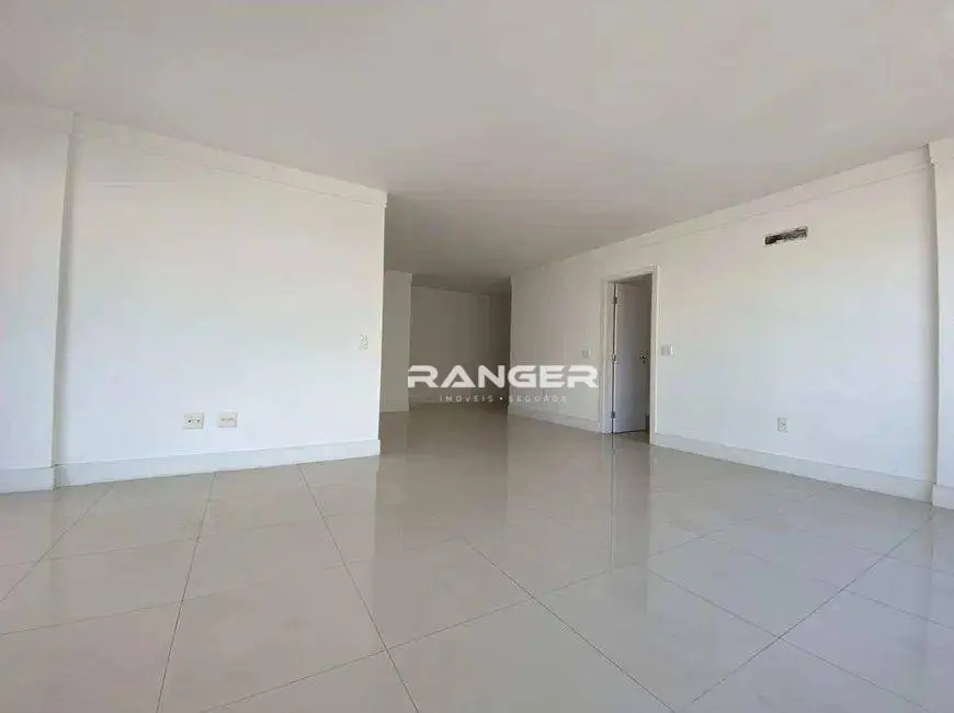 Foto 3 de Apartamento com 4 quartos à venda, 370m2 em Pompéia, Santos - SP