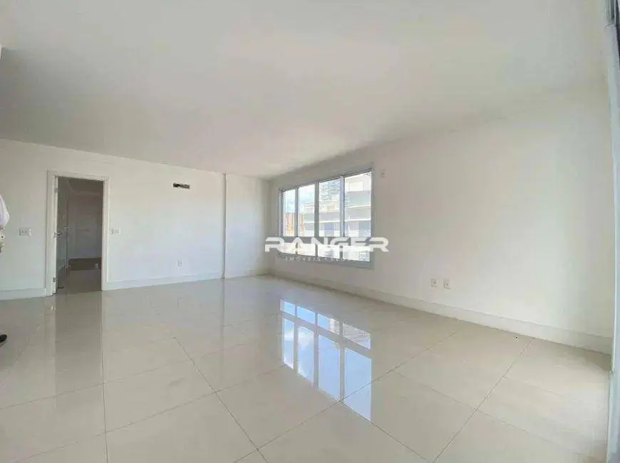 Foto 4 de Apartamento com 4 quartos à venda, 370m2 em Pompéia, Santos - SP