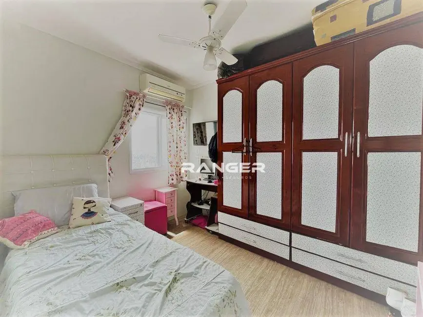 Apartamento com 3 quartos à venda, 145m2 em Vila Belmiro, Santos - SP - imagem 8 Foto 8 de Apartamento com 3 quartos à venda, 145m2 em Vila Belmiro, Santos - SP