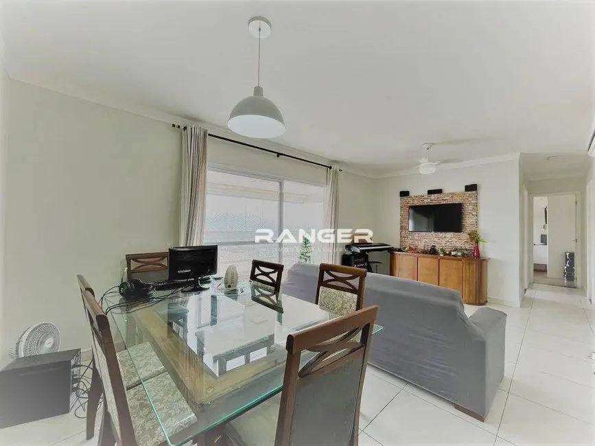 Apartamento com 3 quartos à venda, 145m2 em Vila Belmiro, Santos - SP - imagem 4 Foto 4 de Apartamento com 3 quartos à venda, 145m2 em Vila Belmiro, Santos - SP