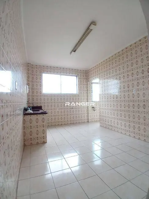 Apartamento com 2 quartos à venda, 110m2 em Encruzilhada, Santos - SP - imagem 9 Foto 9 de Apartamento com 2 quartos à venda, 110m2 em Encruzilhada, Santos - SP