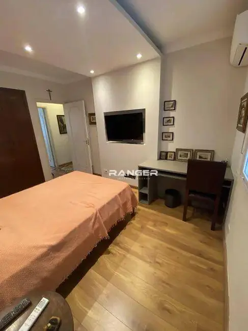 Foto 9 de Apartamento com 2 quartos à venda, 100m2 em Gonzaga, Santos - SP