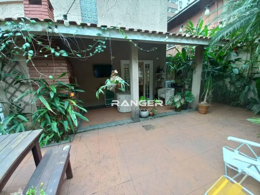 Foto 4 de Casa com 3 quartos à venda, 235m2 em Itararé, Sao Vicente - SP