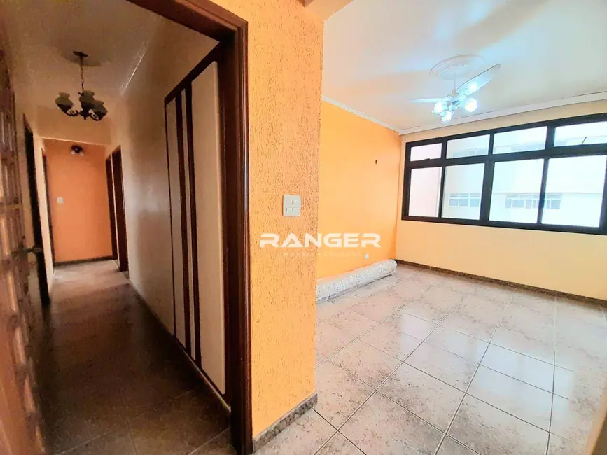 Apartamento com 3 quartos para alugar, 160m2 em José Menino, Santos - SP - imagem 5 Foto 5 de Apartamento com 3 quartos para alugar, 160m2 em José Menino, Santos - SP