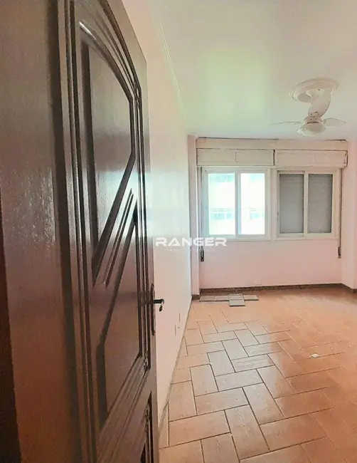 Apartamento com 3 quartos para alugar, 160m2 em José Menino, Santos - SP - imagem 9 Foto 9 de Apartamento com 3 quartos para alugar, 160m2 em José Menino, Santos - SP