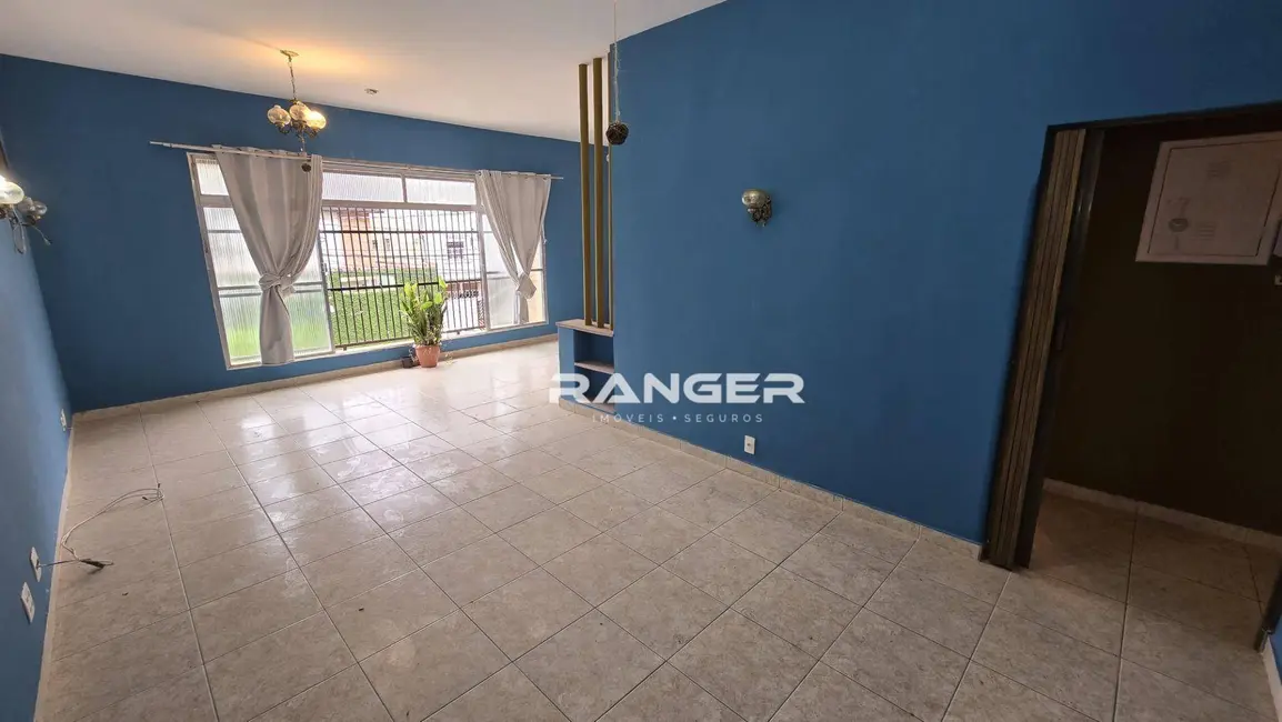 Apartamento com 4 quartos à venda, 207m2 em Gonzaga, Santos - SP - imagem 4 Foto 4 de Apartamento com 4 quartos à venda, 207m2 em Gonzaga, Santos - SP