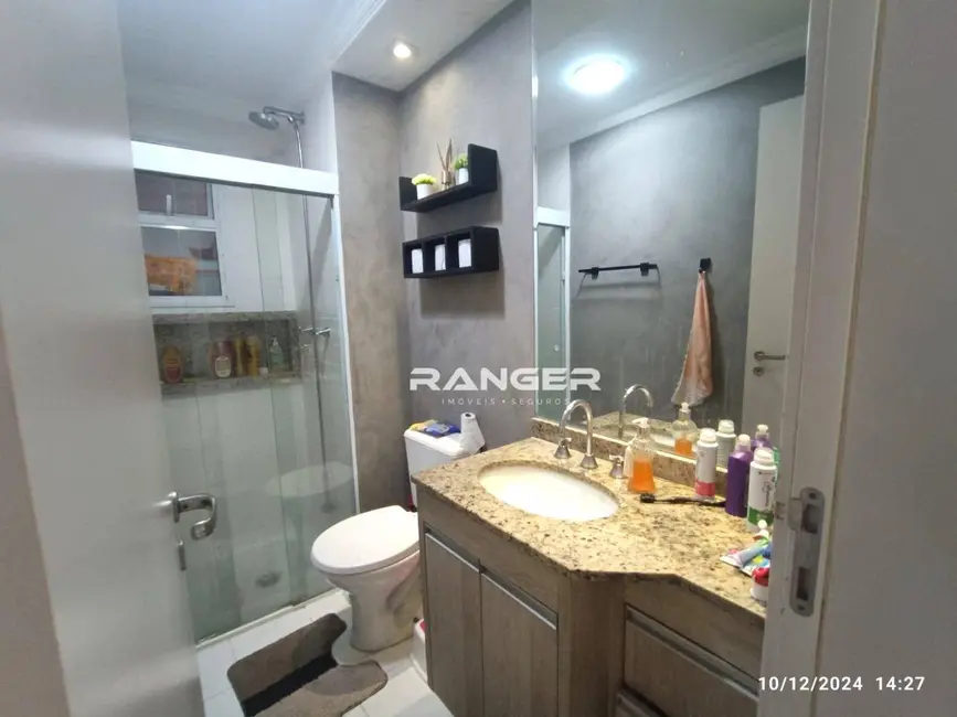 Foto 6 de Apartamento com 3 quartos para alugar, 87m2 em Macuco, Santos - SP