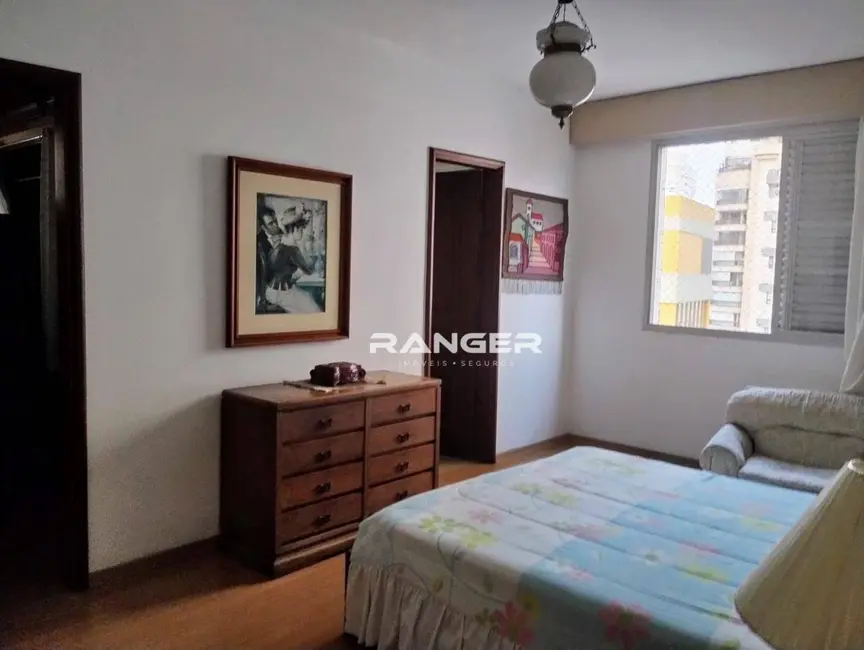 Apartamento com 2 quartos para alugar, 225m2 em Boqueirão, Santos - SP - imagem 5 Foto 5 de Apartamento com 2 quartos para alugar, 225m2 em Boqueirão, Santos - SP