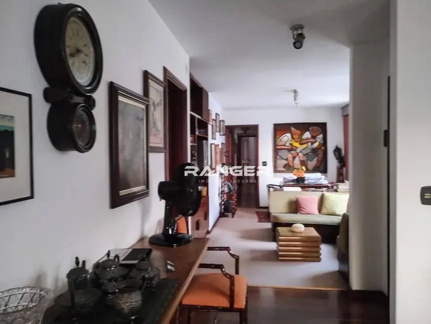 Apartamento com 2 quartos para alugar, 225m2 em Boqueirão, Santos - SP - imagem 2 Foto 2 de Apartamento com 2 quartos para alugar, 225m2 em Boqueirão, Santos - SP