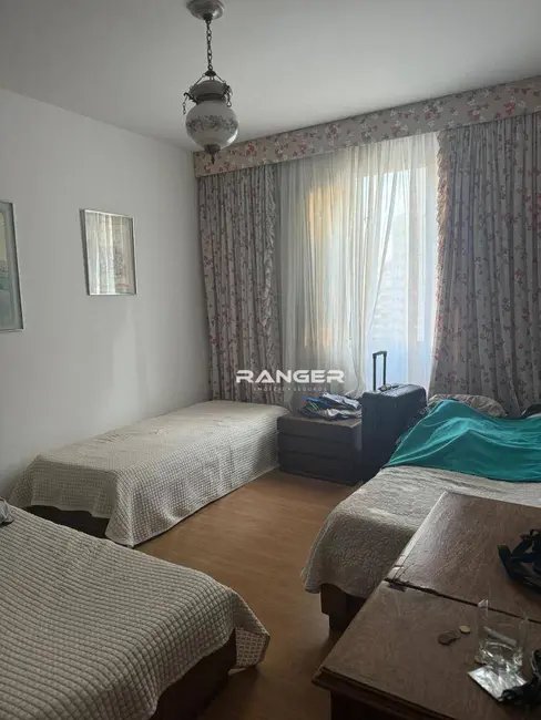 Apartamento com 2 quartos para alugar, 225m2 em Boqueirão, Santos - SP - imagem 6 Foto 6 de Apartamento com 2 quartos para alugar, 225m2 em Boqueirão, Santos - SP