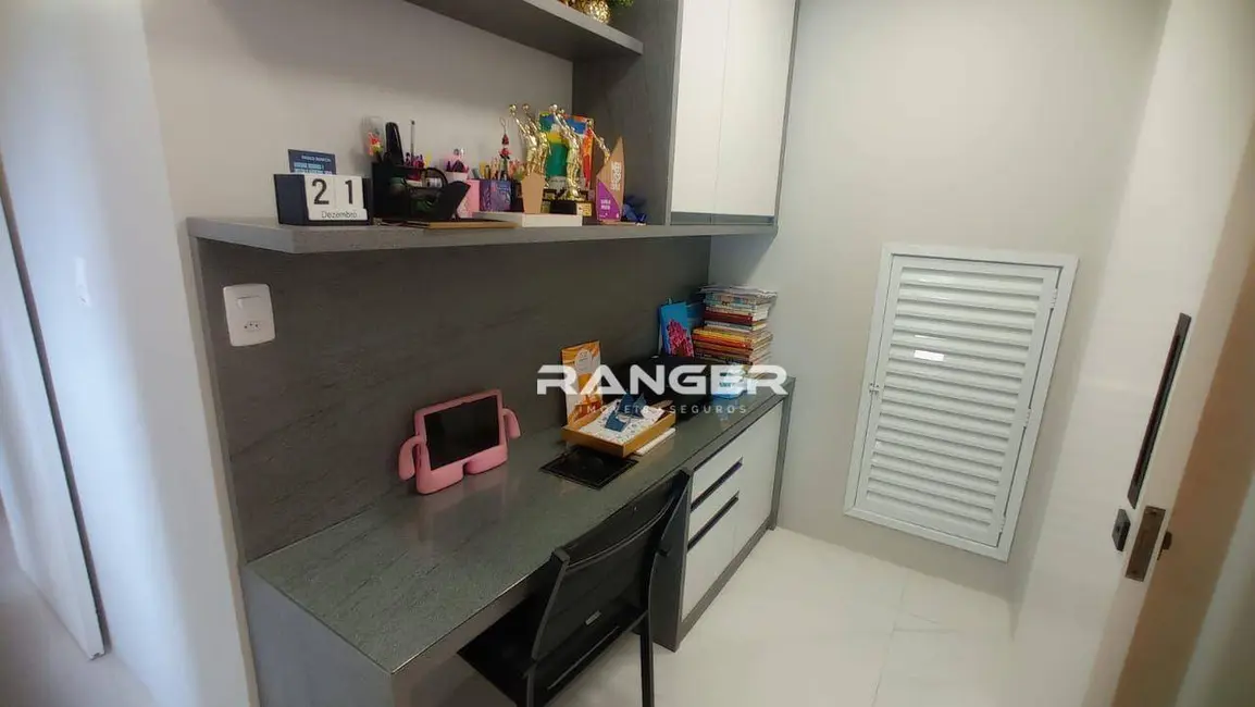 Apartamento com 3 quartos para alugar, 111m2 em Ponta da Praia, Santos - SP - imagem 7 Foto 7 de Apartamento com 3 quartos para alugar, 111m2 em Ponta da Praia, Santos - SP