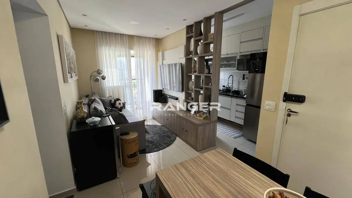 Foto 1 de Apartamento com 2 quartos para alugar, 63m2 em Marapé, Santos - SP