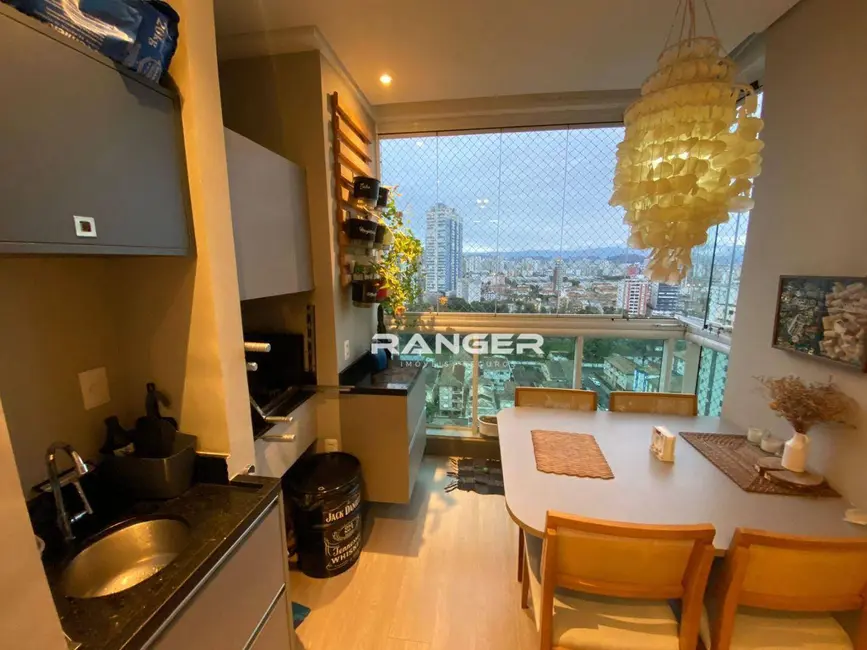 Foto 2 de Apartamento com 2 quartos à venda, 80m2 em Ponta da Praia, Santos - SP