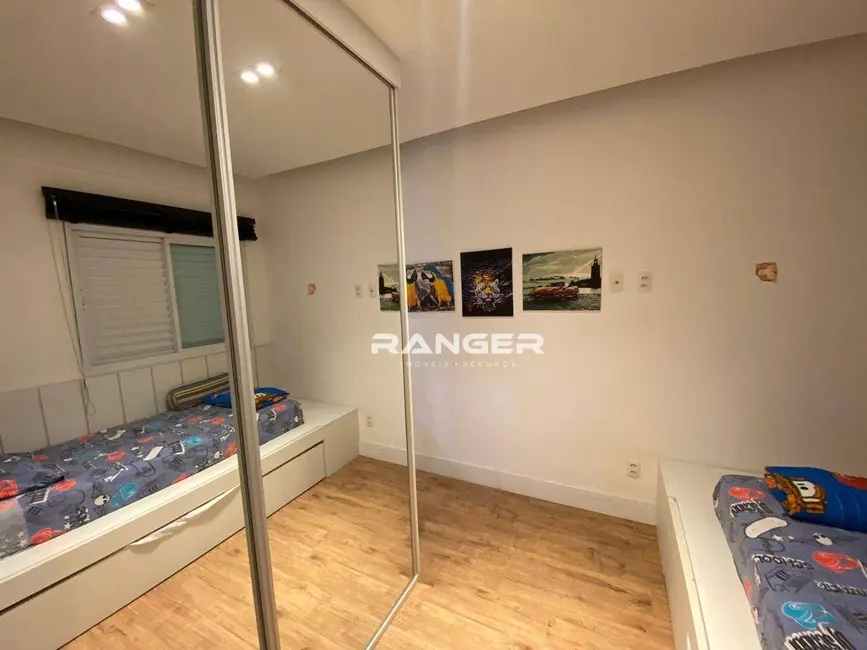 Foto 9 de Apartamento com 2 quartos à venda, 80m2 em Ponta da Praia, Santos - SP