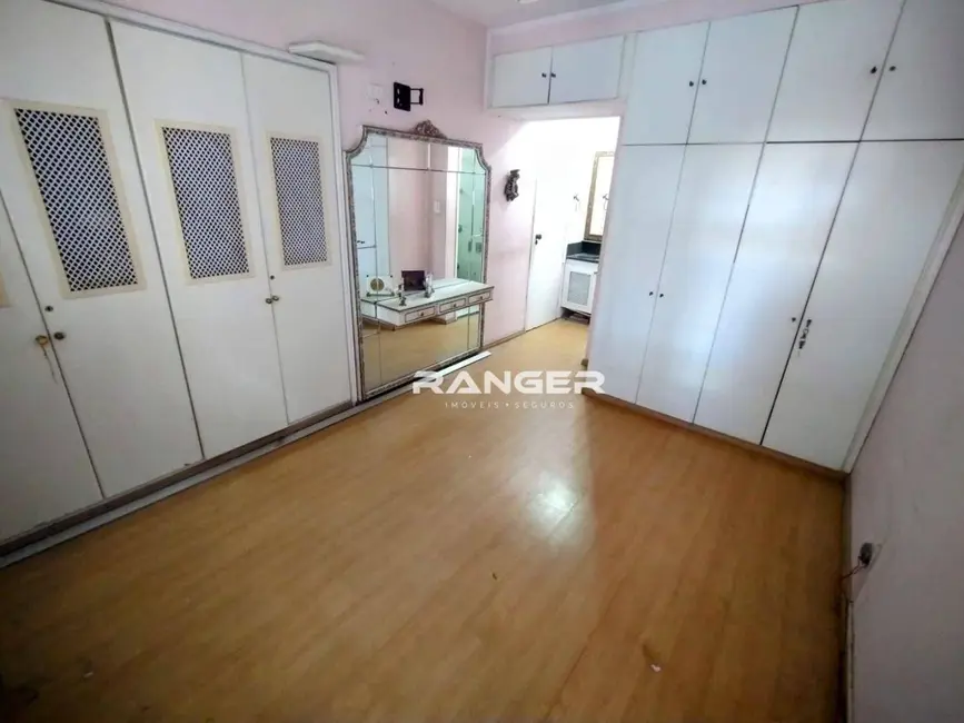 Apartamento com 4 quartos à venda, 133m2 em Embaré, Santos - SP - imagem 5 Foto 5 de Apartamento com 4 quartos à venda, 133m2 em Embaré, Santos - SP