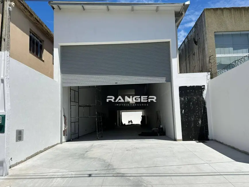 Armazém / Galpão à venda, 282m2 em Ponta da Praia, Santos - SP - imagem 3 Foto 3 de Armazém / Galpão à venda, 282m2 em Ponta da Praia, Santos - SP