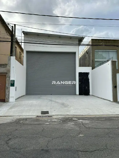 Armazém / Galpão à venda, 282m2 em Ponta da Praia, Santos - SP - imagem 4 Foto 4 de Armazém / Galpão à venda, 282m2 em Ponta da Praia, Santos - SP