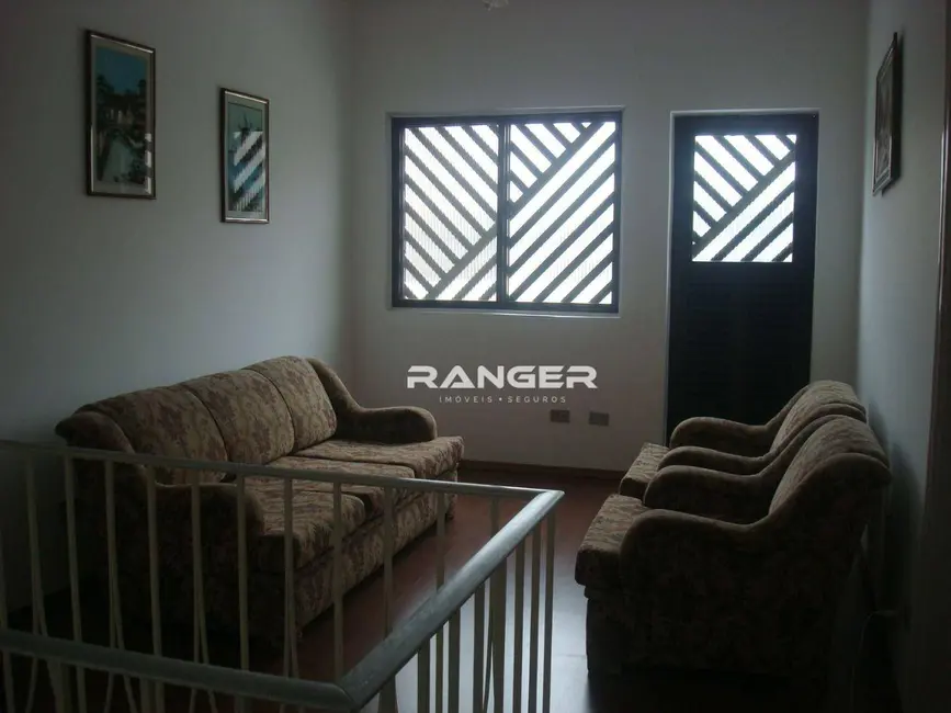 Casa com 4 quartos à venda, 621m2 em Centro, Sao Vicente - SP - imagem 5 Foto 5 de Casa com 4 quartos à venda, 621m2 em Centro, Sao Vicente - SP