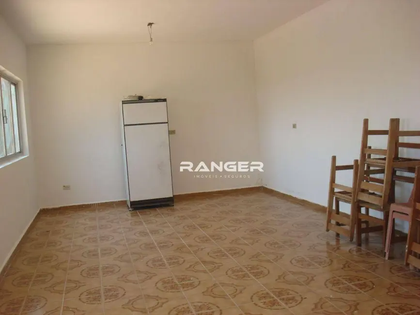 Casa com 4 quartos à venda, 621m2 em Centro, Sao Vicente - SP - imagem 4 Foto 4 de Casa com 4 quartos à venda, 621m2 em Centro, Sao Vicente - SP