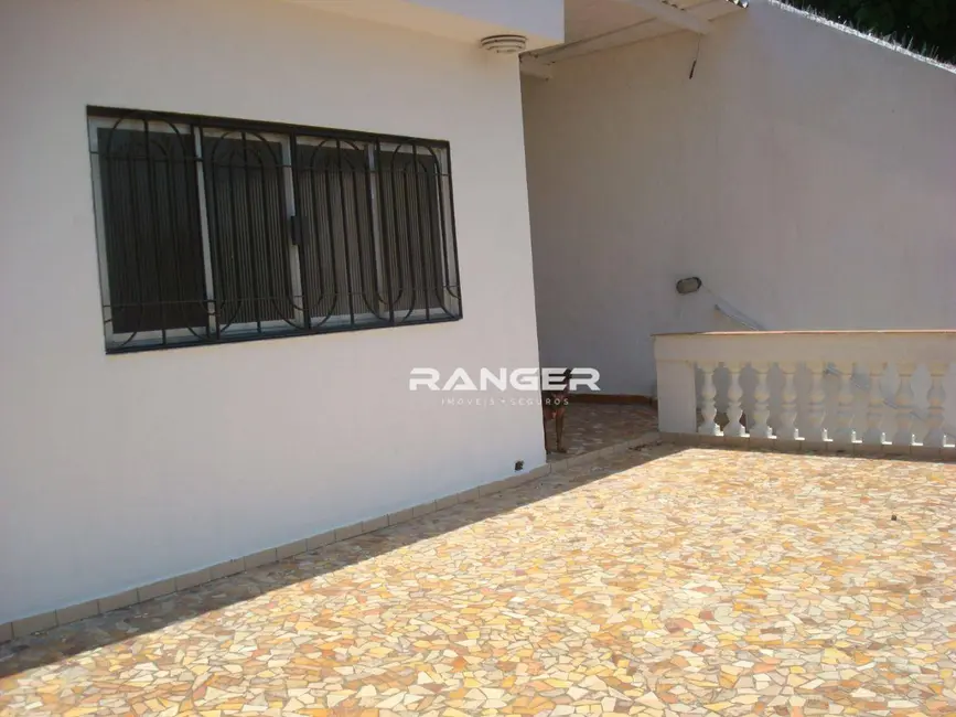 Casa com 4 quartos à venda, 621m2 em Centro, Sao Vicente - SP - imagem 7 Foto 7 de Casa com 4 quartos à venda, 621m2 em Centro, Sao Vicente - SP