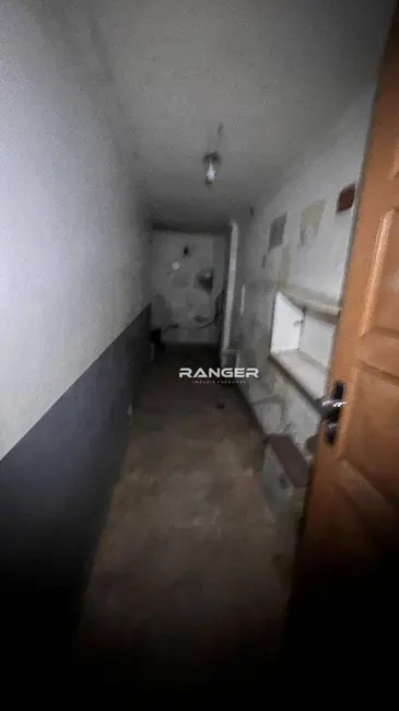 Foto 3 de Loja para alugar, 350m2 em Chico de Paula, Santos - SP