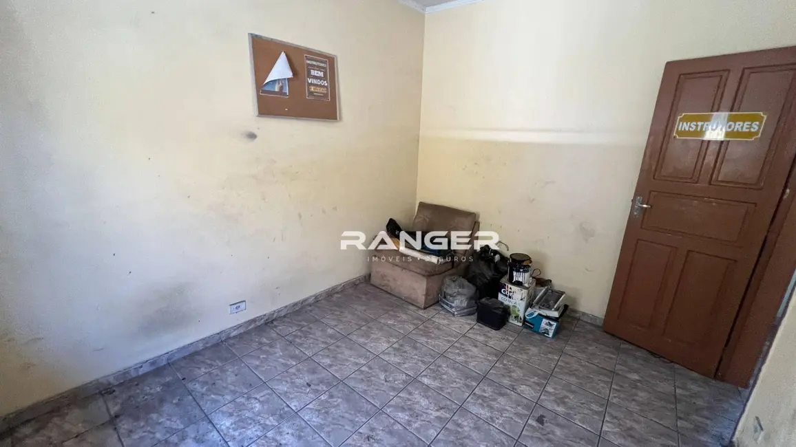 Foto 7 de Loja à venda, 350m2 em Chico de Paula, Santos - SP