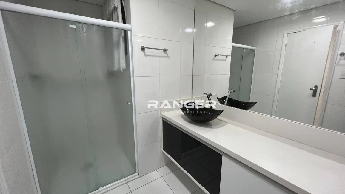 Apartamento com 3 quartos à venda, 136m2 em Pompéia, Santos - SP - imagem 8 Foto 8 de Apartamento com 3 quartos à venda, 136m2 em Pompéia, Santos - SP