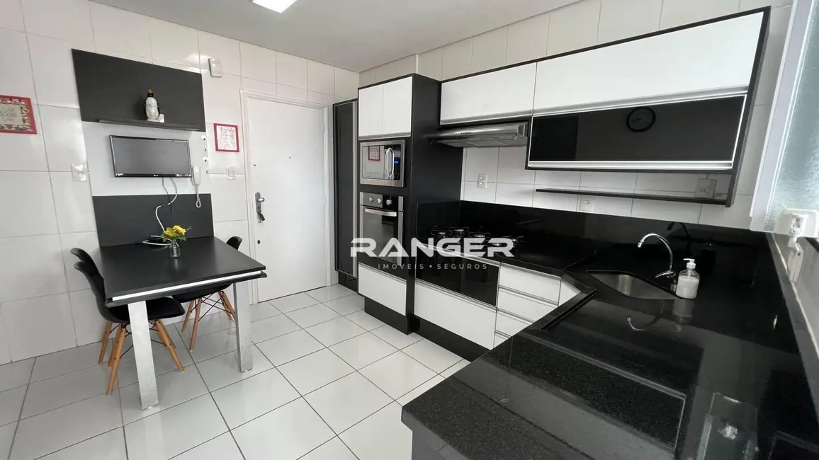 Apartamento com 3 quartos à venda, 136m2 em Pompéia, Santos - SP - imagem 6 Foto 6 de Apartamento com 3 quartos à venda, 136m2 em Pompéia, Santos - SP