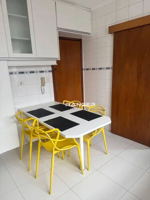 Foto 2 de Apartamento com 2 quartos para alugar, 114m2 em Marapé, Santos - SP