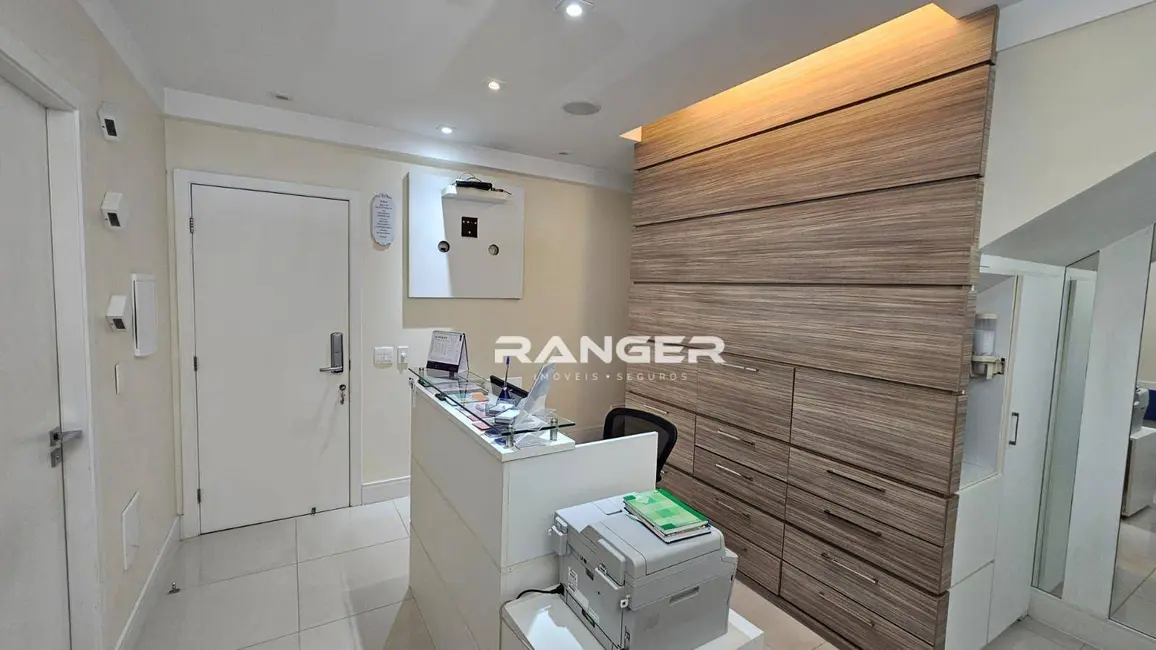 Foto 2 de Sala Comercial para alugar, 132m2 em Santos - SP