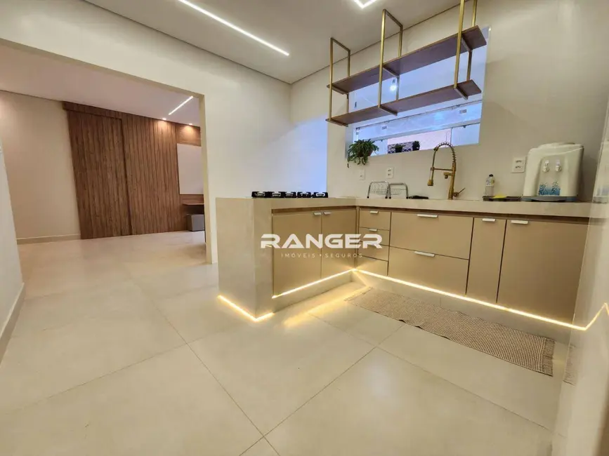 Foto 6 de Apartamento com 2 quartos à venda, 83m2 em Ponta da Praia, Santos - SP