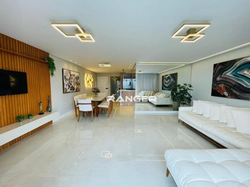 Apartamento com 3 quartos à venda, 127m2 em Gonzaga, Santos - SP - imagem 5 Foto 5 de Apartamento com 3 quartos à venda, 127m2 em Gonzaga, Santos - SP