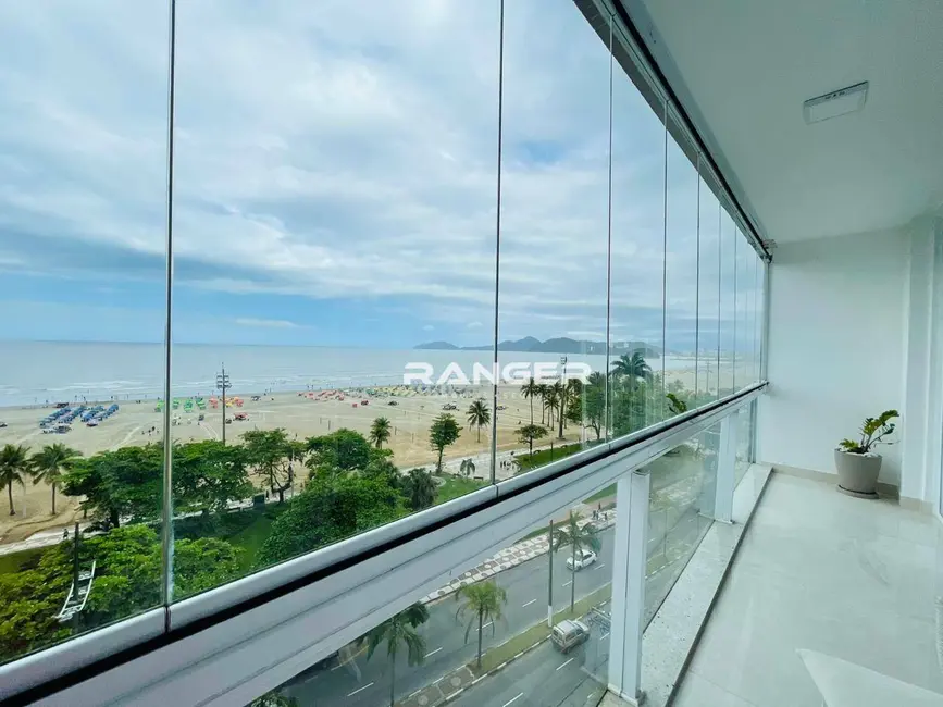 Apartamento com 3 quartos à venda, 127m2 em Gonzaga, Santos - SP - imagem 4 Foto 4 de Apartamento com 3 quartos à venda, 127m2 em Gonzaga, Santos - SP