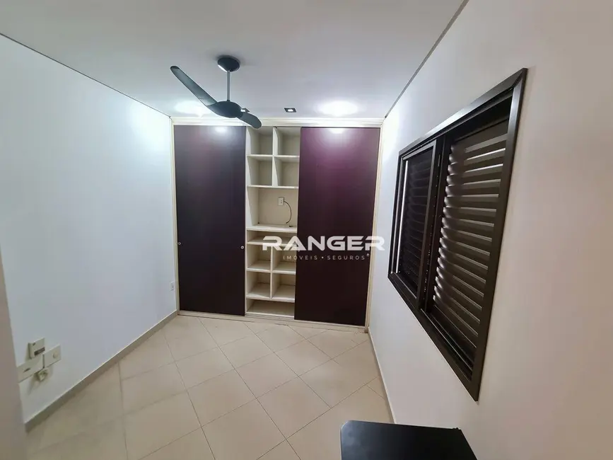 Casa com 4 quartos à venda, 369m2 em Aparecida, Santos - SP - imagem 8 Foto 8 de Casa com 4 quartos à venda, 369m2 em Aparecida, Santos - SP