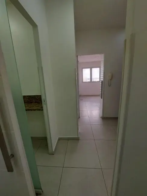 Sala Comercial para alugar, 42m2 em Centro, Santos - SP - imagem 4 Foto 4 de Sala Comercial para alugar, 42m2 em Centro, Santos - SP