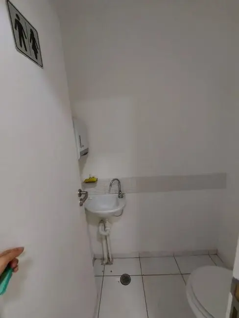 Sala Comercial para alugar, 42m2 em Centro, Santos - SP - imagem 8 Foto 8 de Sala Comercial para alugar, 42m2 em Centro, Santos - SP