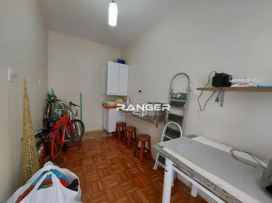 Apartamento com 3 quartos à venda, 185m2 em Boqueirão, Santos - SP - imagem 4 Foto 4 de Apartamento com 3 quartos à venda, 185m2 em Boqueirão, Santos - SP