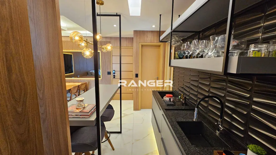 Foto 9 de Apartamento com 3 quartos à venda, 122m2 em Gonzaga, Santos - SP