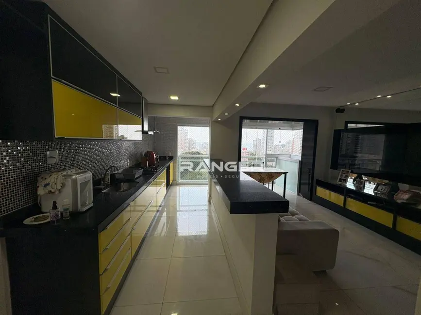 Foto 6 de Apartamento com 2 quartos à venda, 79m2 em Marapé, Santos - SP