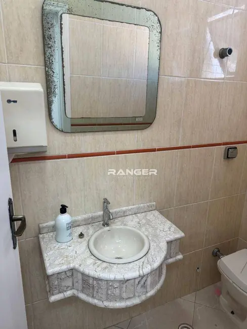 Sala Comercial para alugar, 63m2 em Aparecida, Santos - SP - imagem 3 Foto 3 de Sala Comercial para alugar, 63m2 em Aparecida, Santos - SP