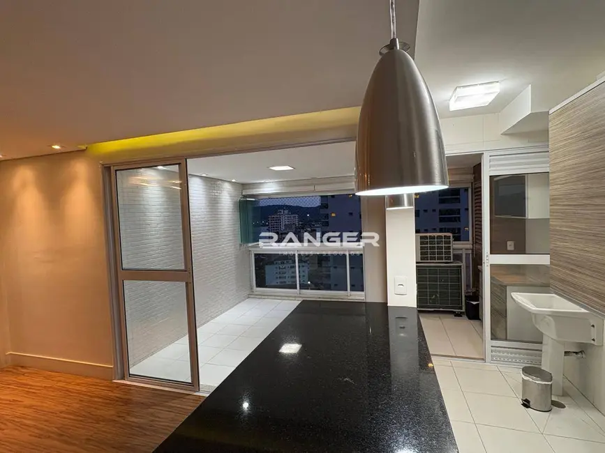 Foto 3 de Apartamento com 2 quartos à venda, 77m2 em Ponta da Praia, Santos - SP