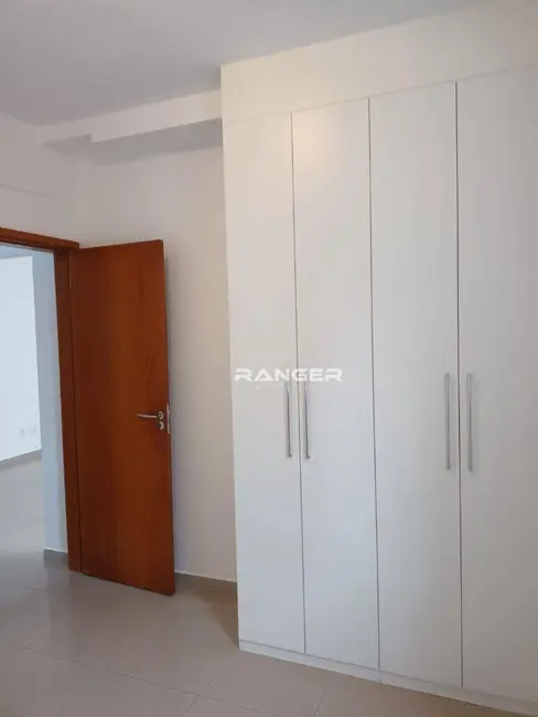 Apartamento com 2 quartos para alugar, 60m2 em Gonzaga, Santos - SP - imagem 7 Foto 7 de Apartamento com 2 quartos para alugar, 60m2 em Gonzaga, Santos - SP