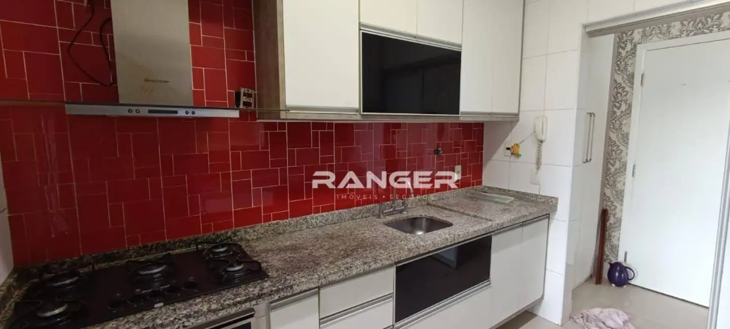 Apartamento com 3 quartos à venda, 189m2 em Ponta da Praia, Santos - SP - imagem 7 Foto 7 de Apartamento com 3 quartos à venda, 189m2 em Ponta da Praia, Santos - SP